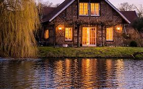 Gemütliches Fachwerkhaus am See nur mit Kamin